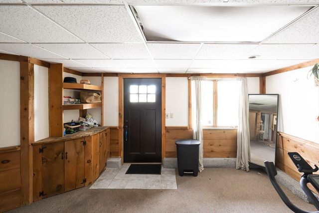 15 Maple Rd, Oxford, MA 01540
