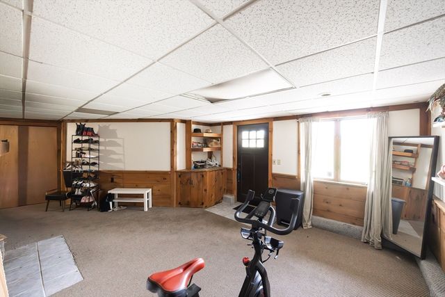 15 Maple Rd, Oxford, MA 01540