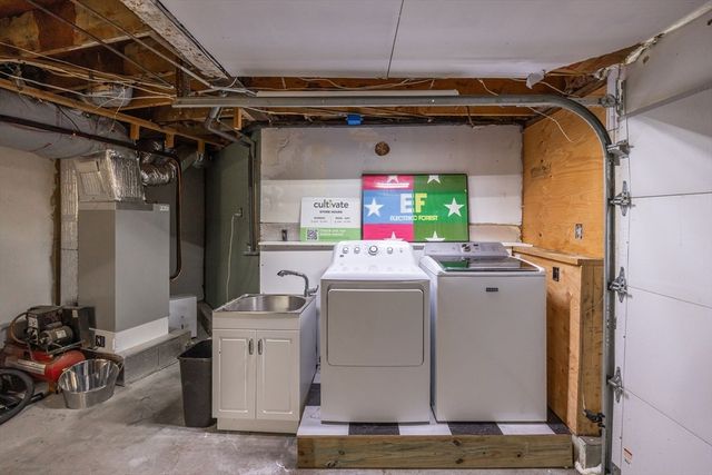 15 Maple Rd, Oxford, MA 01540