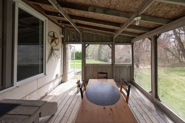 15 Maple Rd, Oxford, MA 01540