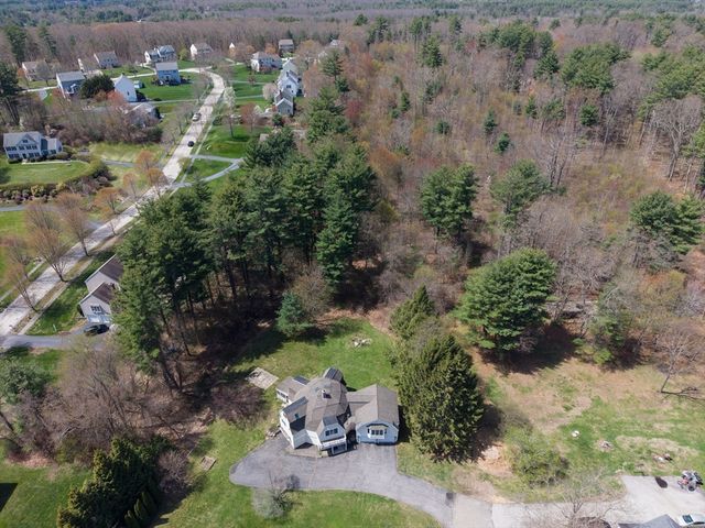 15 Maple Rd, Oxford, MA 01540