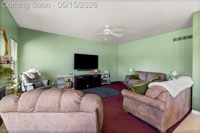 30537 Linden Court, Flat Rock, MI 48134