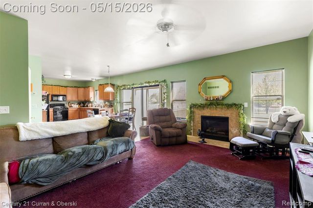 30537 Linden Court, Flat Rock, MI 48134