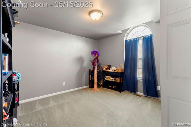 30537 Linden Court, Flat Rock, MI 48134
