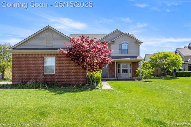 30537 Linden Court, Flat Rock, MI 48134