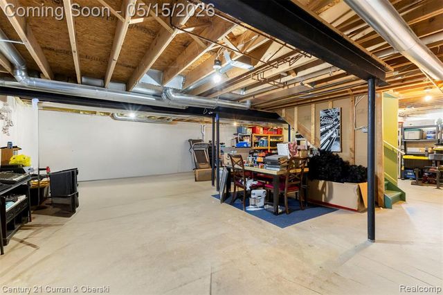 30537 Linden Court, Flat Rock, MI 48134