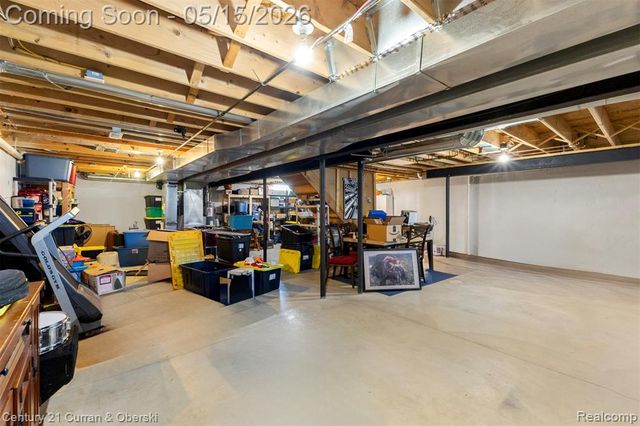 30537 Linden Court, Flat Rock, MI 48134