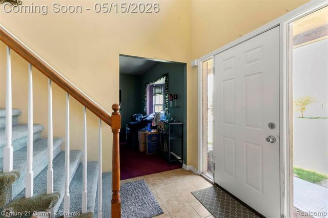 30537 Linden Court, Flat Rock, MI 48134