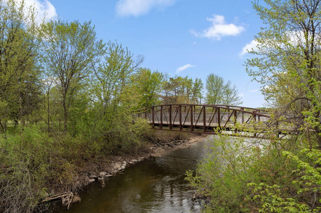3032 E Minnehaha Parkway, Minneapolis, MN 55406