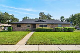3635 SAIL FISH AVENUE, Fruitland Park, FL 34731