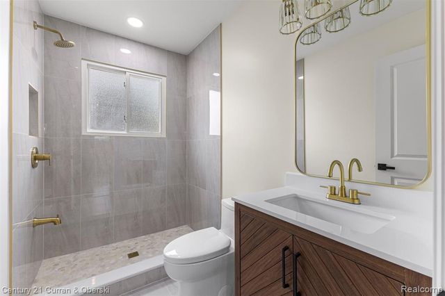 35158 Parkdale Street, Livonia, MI 48150