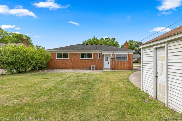 35158 Parkdale Street, Livonia, MI 48150