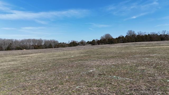 Rr 4 Box 1307-A, Ava, MO 65608