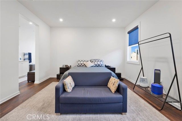 240 Tavern Creek Ln, Palmdale, CA 93551