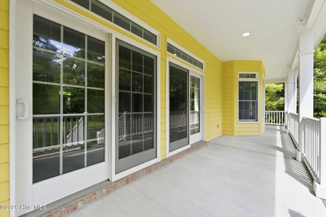 303 Creekview Drive, Hampstead, NC 28443