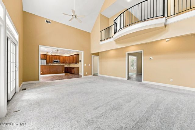 303 Creekview Drive, Hampstead, NC 28443