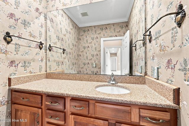 303 Creekview Drive, Hampstead, NC 28443