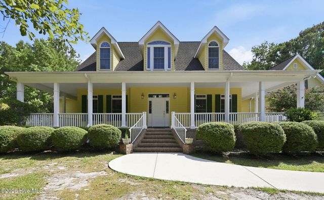 303 Creekview Drive, Hampstead, NC 28443
