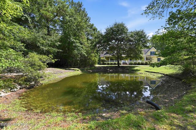 303 Creekview Drive, Hampstead, NC 28443