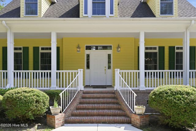 303 Creekview Drive, Hampstead, NC 28443