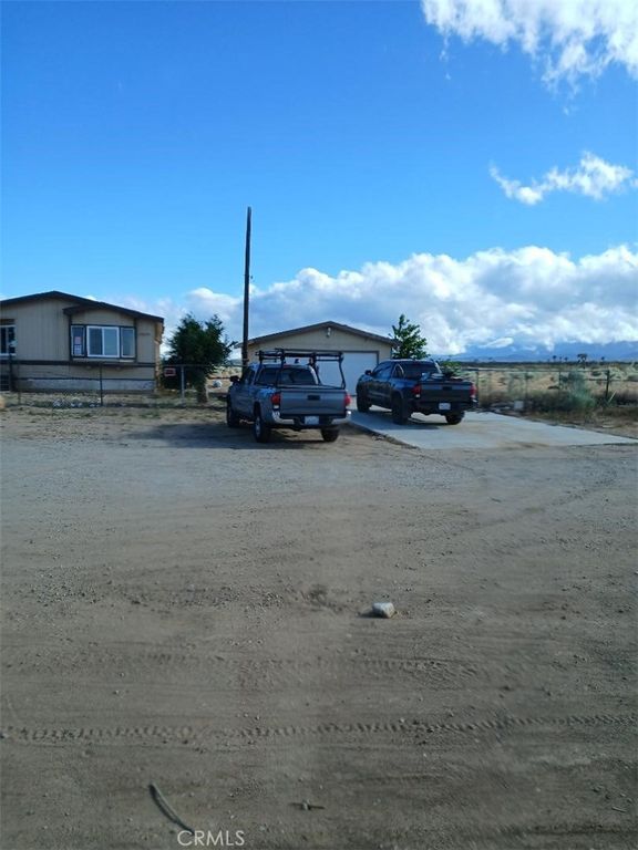 10075 Dos Palmas Road, Victorville, CA 92392