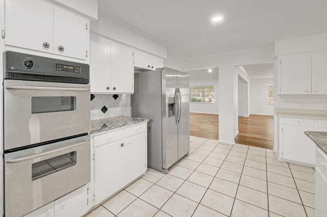 12504 Silver SPUR, Austin, TX 78727