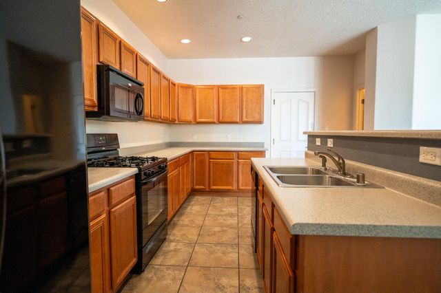 601 MENAUL Boulevard NE 2304, Albuquerque, NM 87107