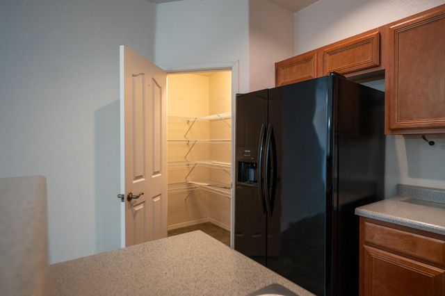 601 MENAUL Boulevard NE 2304, Albuquerque, NM 87107