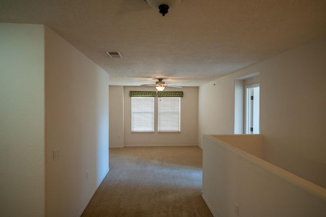 601 MENAUL Boulevard NE 2304, Albuquerque, NM 87107