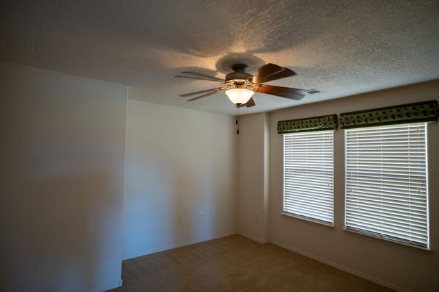601 MENAUL Boulevard NE 2304, Albuquerque, NM 87107