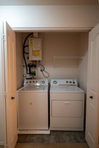 601 MENAUL Boulevard NE 2304, Albuquerque, NM 87107