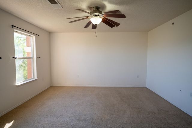601 MENAUL Boulevard NE 2304, Albuquerque, NM 87107