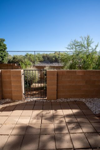 601 MENAUL Boulevard NE 2304, Albuquerque, NM 87107
