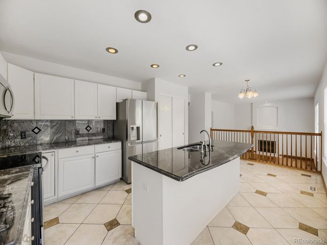 15678 E Quincy Ln, Aurora, CO 80015