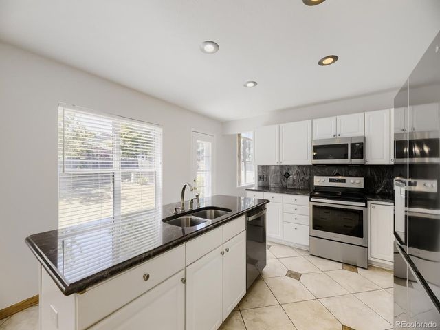 15678 E Quincy Ln, Aurora, CO 80015