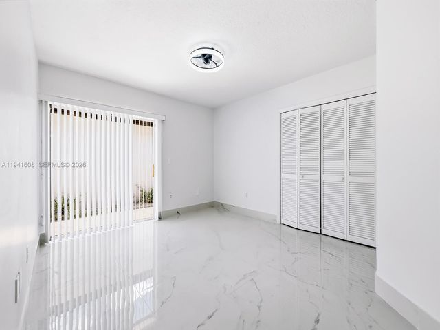 8714 NW 153rd Ter 1, Miami Lakes, FL 33018