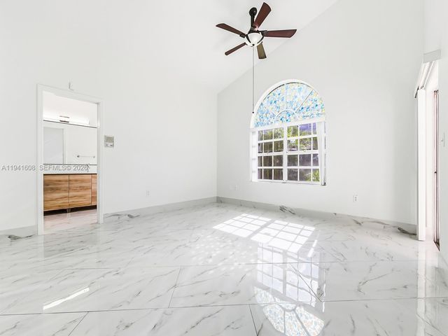 8714 NW 153rd Ter 1, Miami Lakes, FL 33018