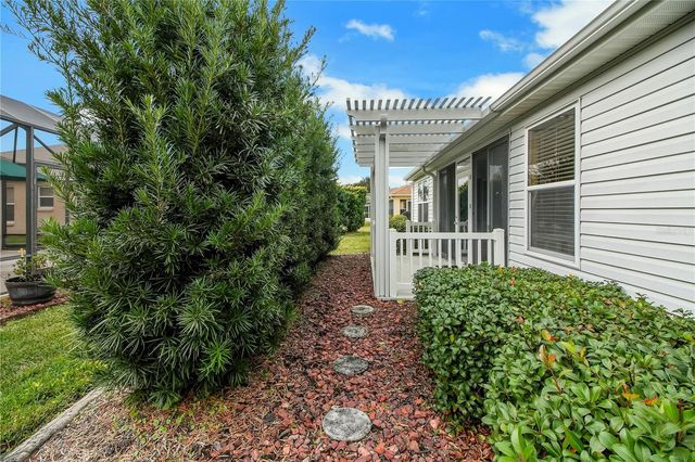 1958 SOMERSET AVENUE, The Villages, FL 32162