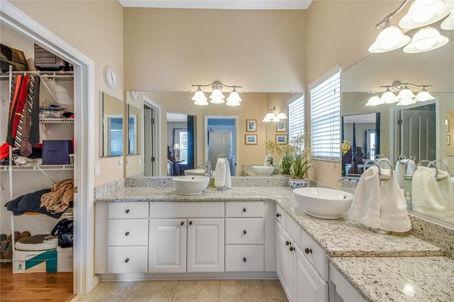 1958 SOMERSET AVENUE, The Villages, FL 32162