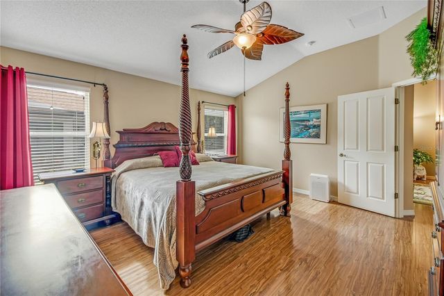 1958 SOMERSET AVENUE, The Villages, FL 32162