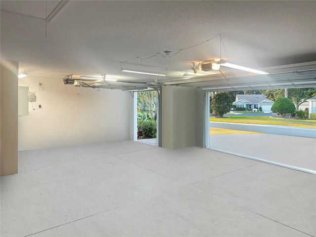 1958 SOMERSET AVENUE, The Villages, FL 32162