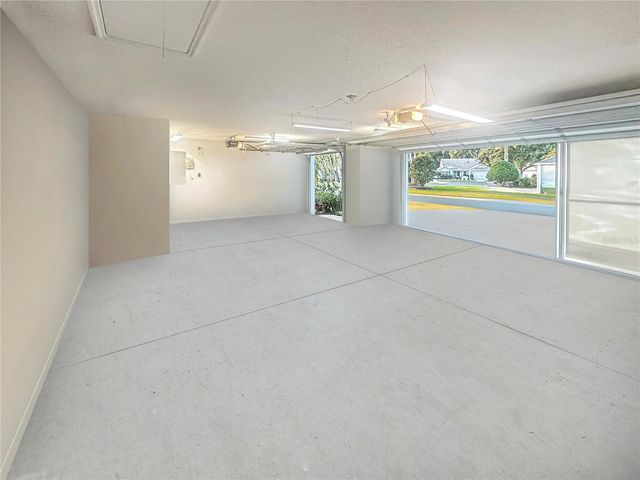 1958 SOMERSET AVENUE, The Villages, FL 32162