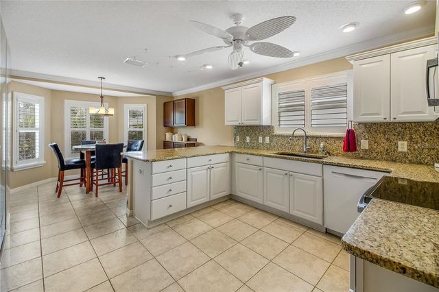 1958 SOMERSET AVENUE, The Villages, FL 32162