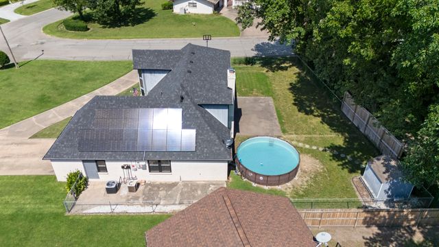 1934 Birnamwood Drive, Miami, OK 74354