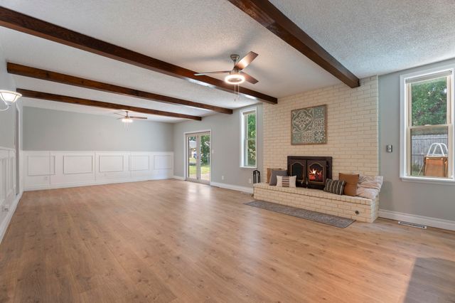 1934 Birnamwood Drive, Miami, OK 74354