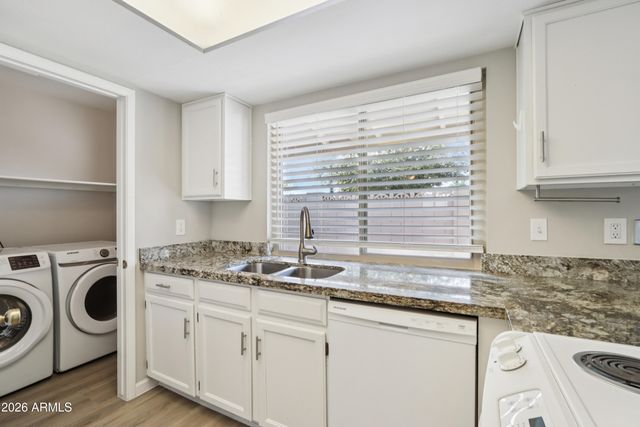 4546 W CONTINENTAL Drive, Glendale, AZ 85308