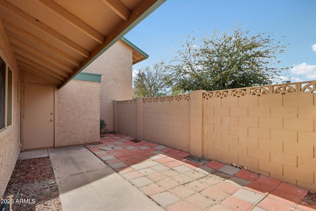 4546 W CONTINENTAL Drive, Glendale, AZ 85308