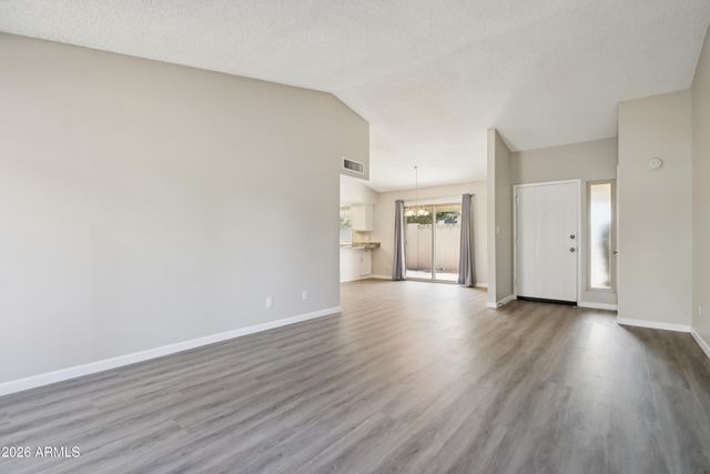 4546 W CONTINENTAL Drive, Glendale, AZ 85308