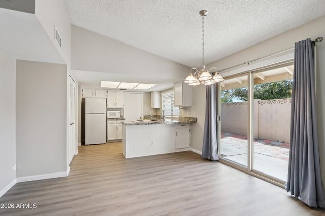 4546 W CONTINENTAL Drive, Glendale, AZ 85308