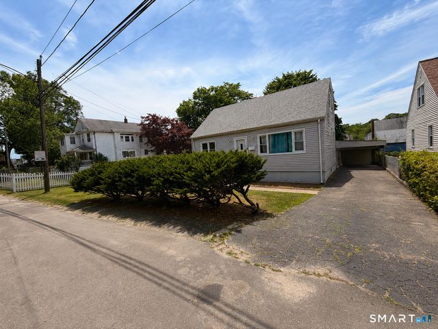 133 Indian Avenue, Bridgeport, CT 06606